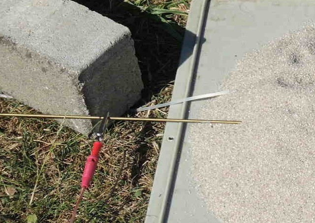 dsco7055-b_g.jpg
