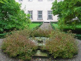 imm_2413_m.jpg