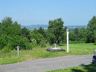 imm_5614_m.jpg