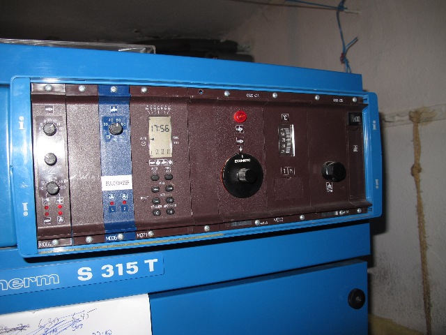 imq_0179_g.jpg